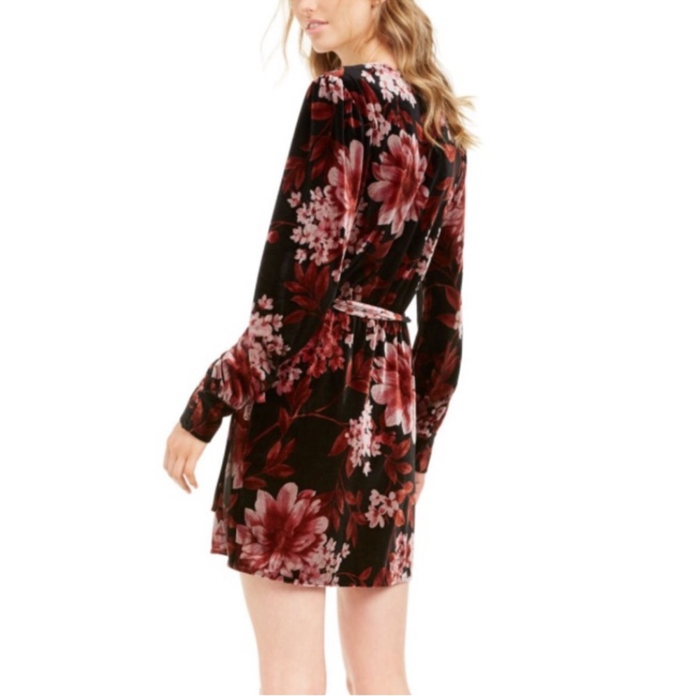 Leyden Floral Long Sleeve Wrap Dress - Picture 3 of 5